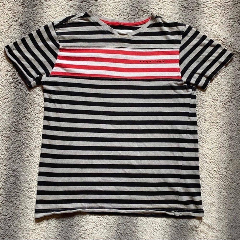 Sean John Striped V Neck Tee Shirt Boys XL Grey Black Red Front Pocket